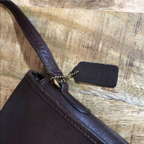 COACH VINTAGE BROWN LEATHER CROSSBODY SATCHEL - Picture 7 of 8